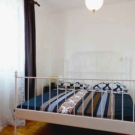 Valmade Apartment