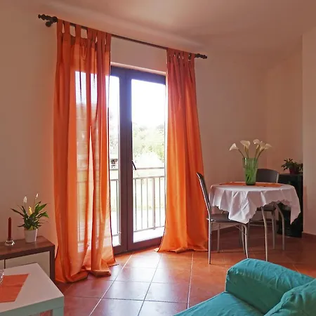 Valmade Apartment *